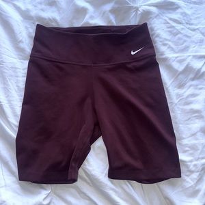 NIKE BIKER SHORTS